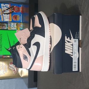 Women's Jordan 1 Atmosphere Size 7.5